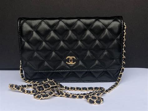 classic chanel chain bag